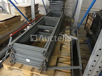 Modulaire metalen planken - afbeelding 2 van  5