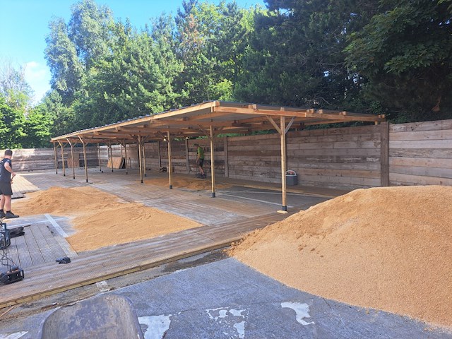 Modulaire overkappingen met modulaire terrasvloer (moglijk om te verhuren) - afbeelding 3 van  4