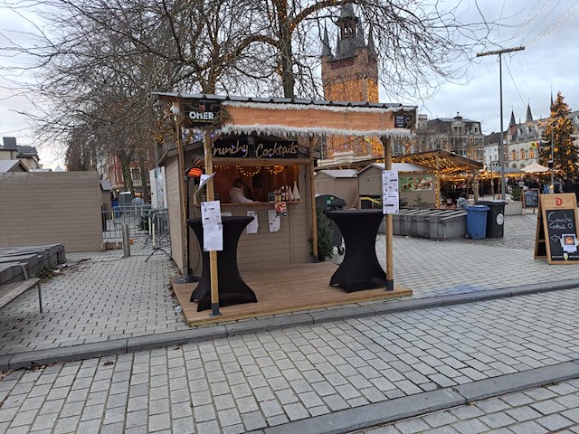 Modulaire overkappingen met modulaire terrasvloer (moglijk om te verhuren) - afbeelding 4 van  4