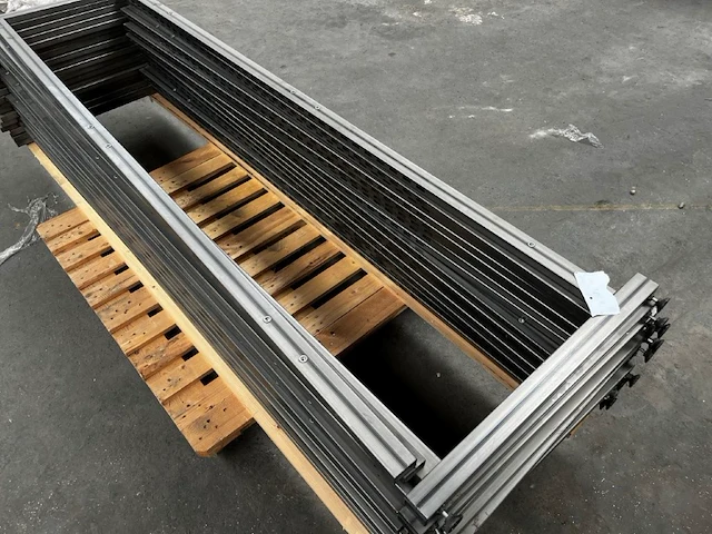 Modulaire winkel of magazijn inrichting, merk animal - afbeelding 18 van  30