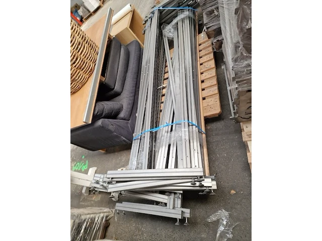 Modulaire winkel of magazijn inrichting, merk animal - afbeelding 25 van  30