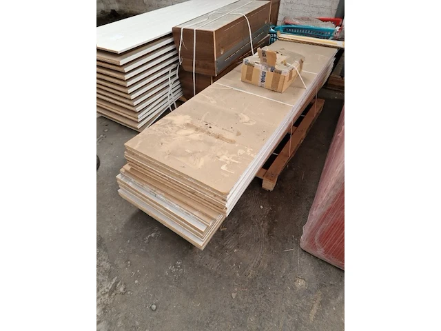 Modulaire winkel of magazijn inrichting, merk animal - afbeelding 26 van  30