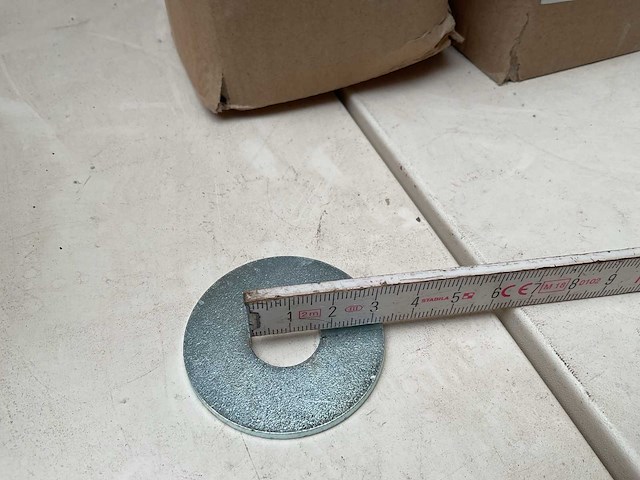 Moeren en ringen m 16 - afbeelding 4 van  5