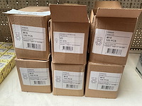 Moeren m 16 en ringbouten - afbeelding 2 van  4