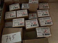 Moeren m10 en dozen schroeven - afbeelding 5 van  7