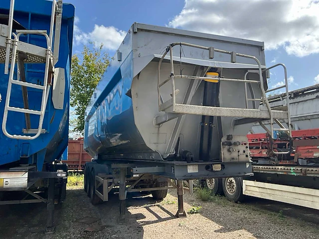 Mol k812/27tri/39al kipoplegger - afbeelding 20 van  26