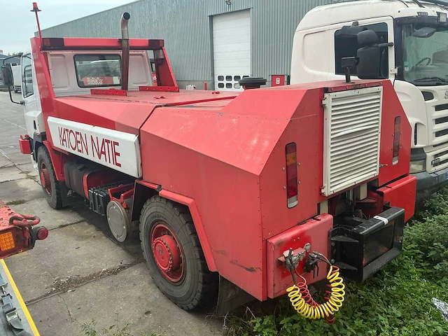 Mol tg 280 4x4 terminal trekker voor treinen (74043-16) - afbeelding 35 van  38