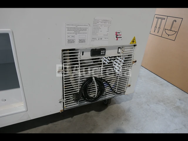 Mondial group ijs gekoelde vitrine e1411s0000 - afbeelding 5 van  10