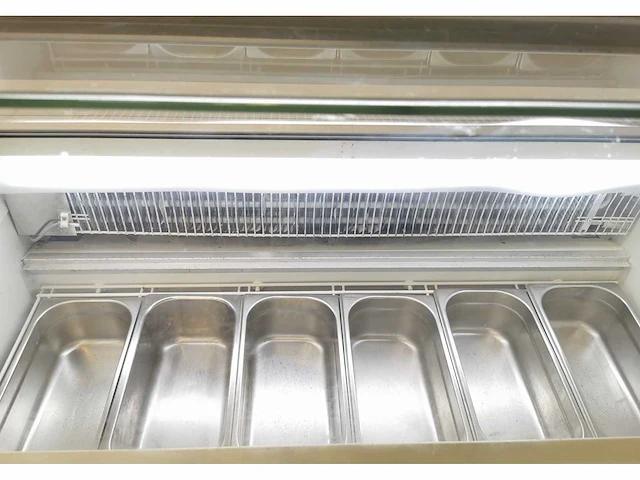 Mondial group srl - e1410m2800 - ijsvitrine vriezer - afbeelding 3 van  3