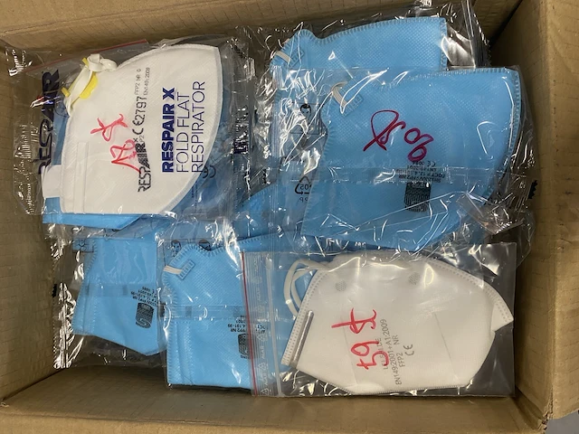 Mondmaskers diverse - respair fold flat & andere (97st) - afbeelding 2 van  3