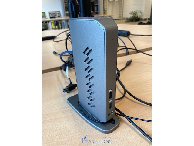 Monitor fabr. iiyama met dockingstation - afbeelding 3 van  7