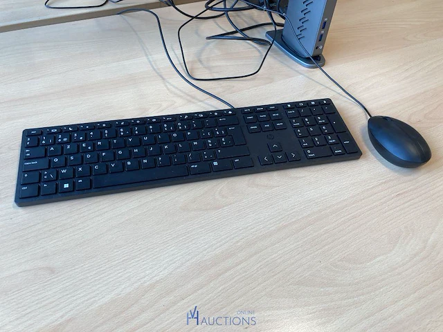 Monitor fabr. iiyama met dockingstation - afbeelding 5 van  7