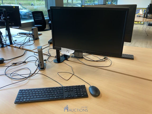 Monitor fabr. iiyama met dockingstation - afbeelding 1 van  7