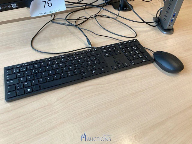 Monitor fabr. iiyama met dockingstation - afbeelding 5 van  7