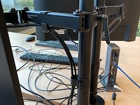 Monitor fabr. iiyama met dockingstation - afbeelding 6 van  7