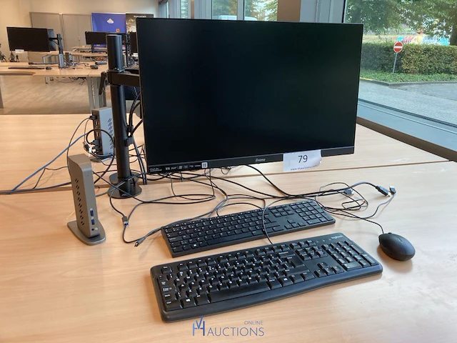 Monitor fabr. iiyama met dockingstation - afbeelding 1 van  7