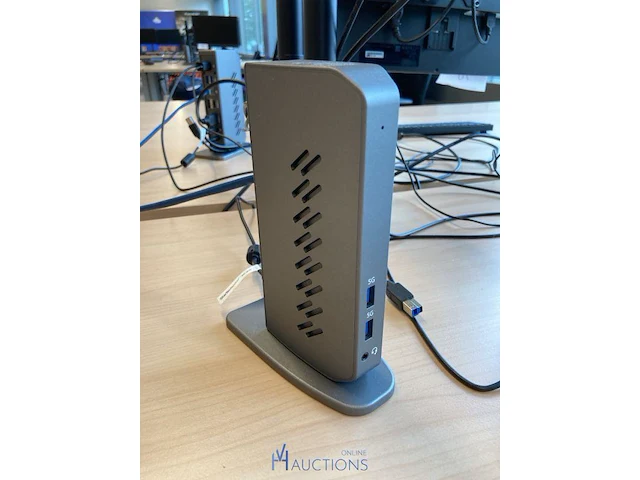 Monitor fabr. iiyama met dockingstation - afbeelding 3 van  7