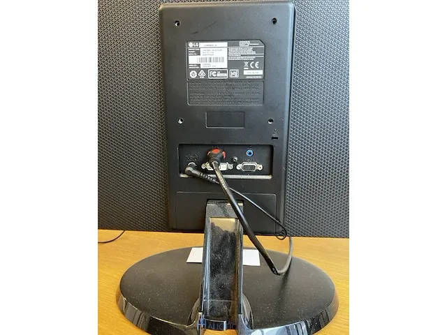 Monitor lg - afbeelding 2 van  3