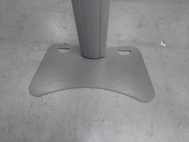 Monitor stand smartmetals 70" / 65kg / 1.81m - afbeelding 2 van  4
