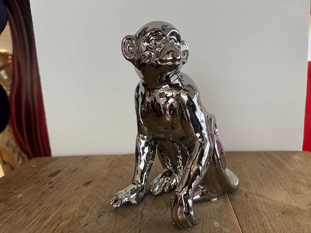 Monkey chrome silver h21cm - afbeelding 1 van  3