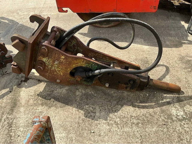 Montabert brh125 hydraulische hamer - afbeelding 1 van  4