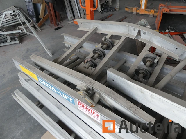 Monte load ontmanteling geda lift model onleesbaar - afbeelding 1 van  13