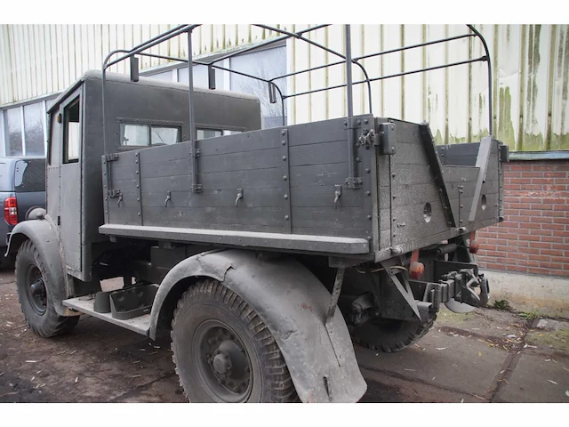 Morris - c8 mk3 - legervoertuig - 1944 - afbeelding 2 van  8