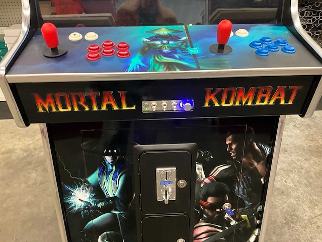 Mortal kombat speelautomaat - ongebruikt - afbeelding 9 van  14