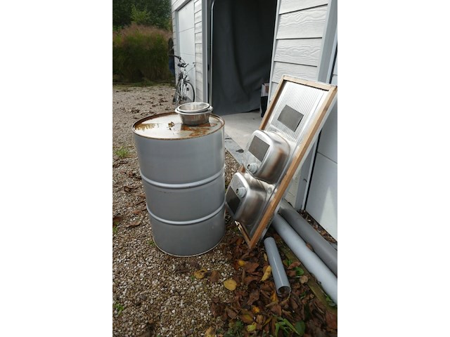 Mortelkuipen en bouwmaterialen - afbeelding 5 van  6