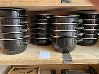 Mossekookpotten met deksel (9x) - afbeelding 1 van  1