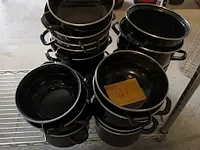 Mosselpotten. 19 stuks - afbeelding 1 van  2