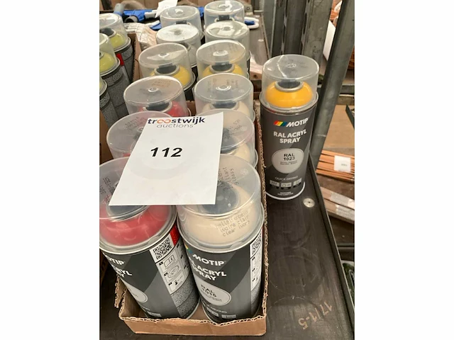 Motip. diverse kleuren,ral 1016/3001/1023/7035/6002. verfspuitbus,acryl spray 400 ml. (13x) - afbeelding 1 van  1