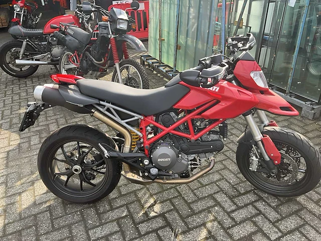 Moto ducati hypermotard 796 - afbeelding 1 van  16