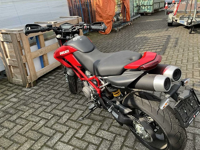 Moto ducati hypermotard 796 - afbeelding 11 van  16