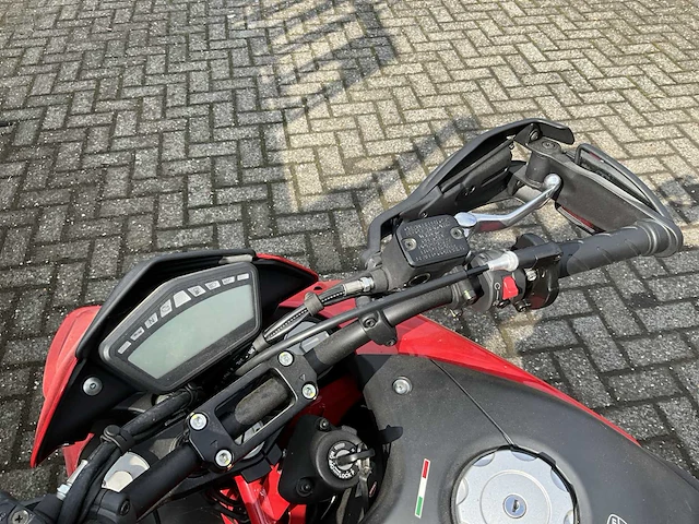 Moto ducati hypermotard 796 - afbeelding 16 van  16