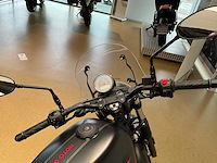 Moto guzzi v7 iii carbon limited versie n1061 carbon motorfiets - afbeelding 6 van  22