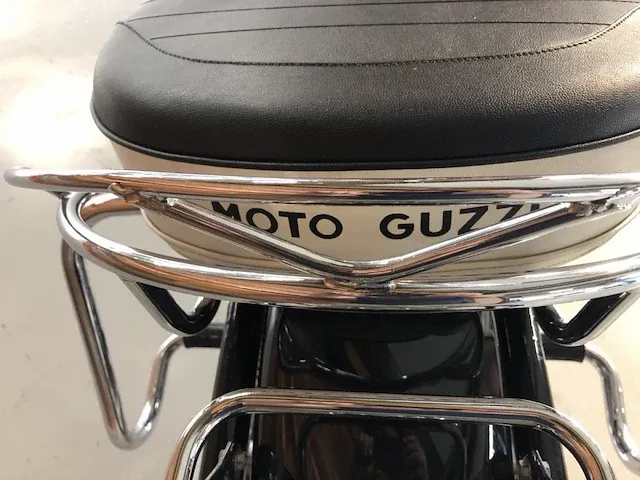 Moto guzzi v7 special , 1969 - afbeelding 3 van  17