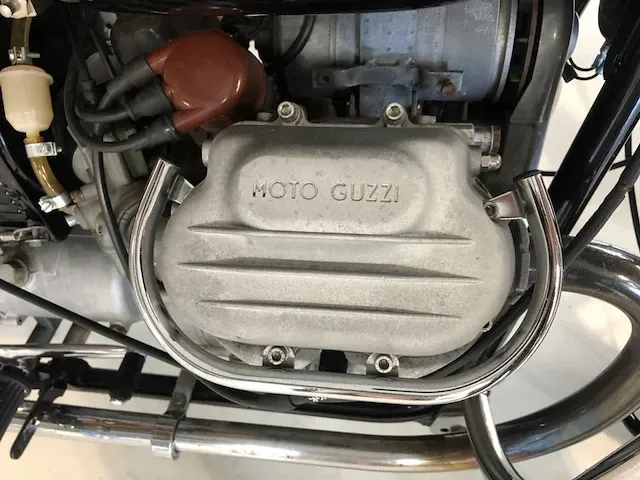 Moto guzzi v7 special , 1969 - afbeelding 17 van  17