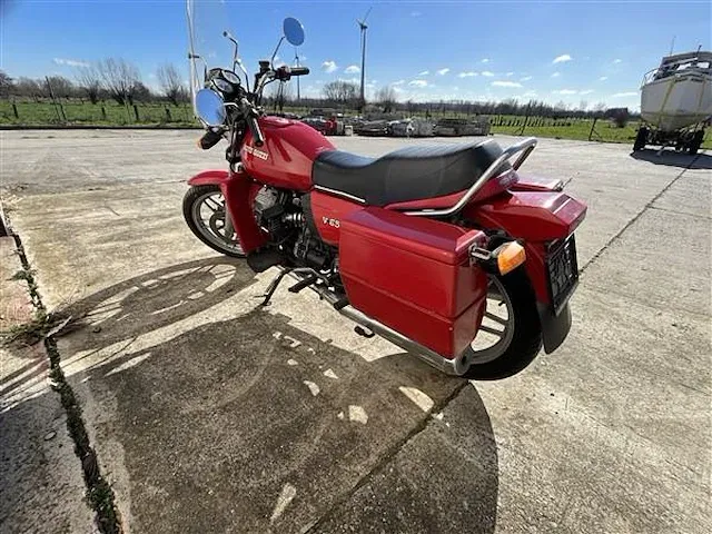 Moto guzzi - afbeelding 3 van  7