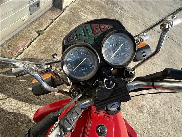 Moto guzzi - afbeelding 4 van  7