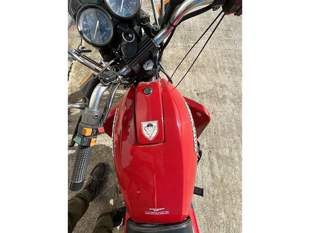 Moto guzzi - afbeelding 5 van  7