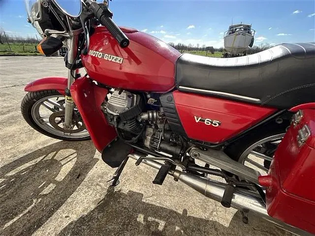 Moto guzzi - afbeelding 6 van  7