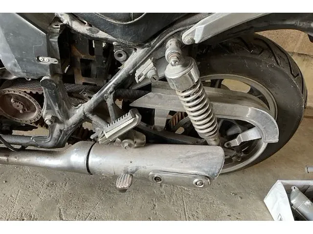 Moto kawasaki - afbeelding 9 van  12
