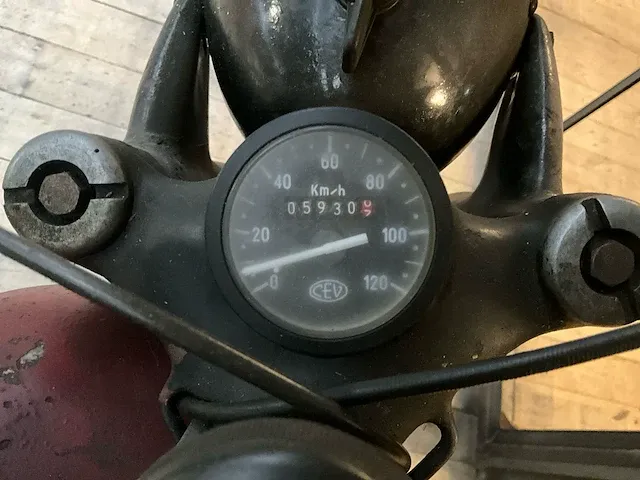 Moto morini 125 motorfiets - afbeelding 2 van  18