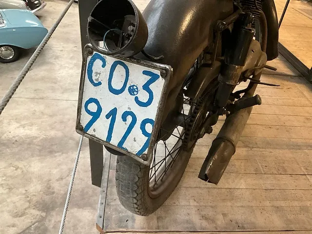 Moto morini 125 motorfiets - afbeelding 3 van  18