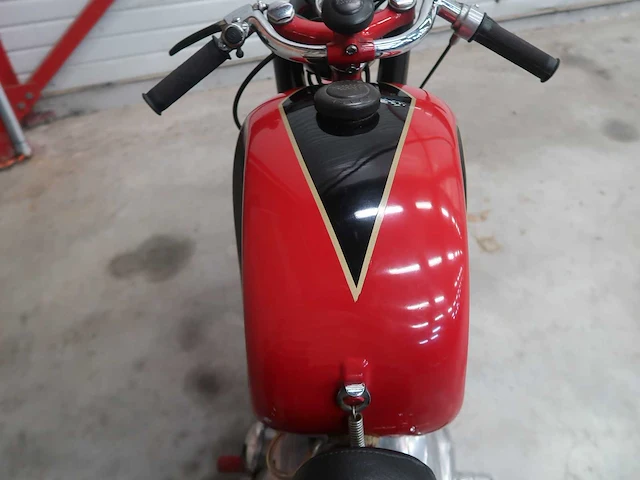 Moto morini 175 - motomorini - 175 touring - motorfiets - afbeelding 20 van  43