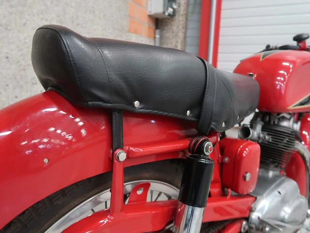 Moto morini 175 - motomorini - 175 touring - motorfiets - afbeelding 22 van  43