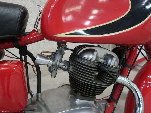 Moto morini 175 - motomorini - 175 touring - motorfiets - afbeelding 31 van  43