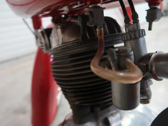 Moto morini 175 - motomorini - 175 touring - motorfiets - afbeelding 40 van  43