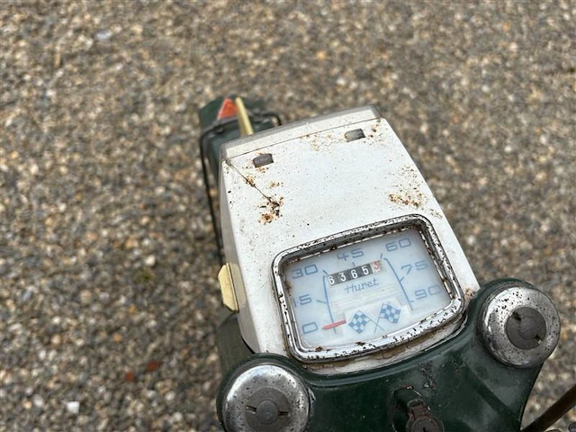 Motobecane mobilette - afbeelding 4 van  16
